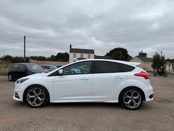 Used Ford Focus 2015 for sale - 75592425: Photo