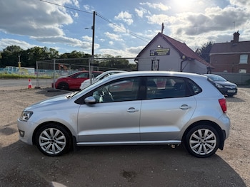 Used Volkswagen Polo 2010 for sale - 78900102: Photo