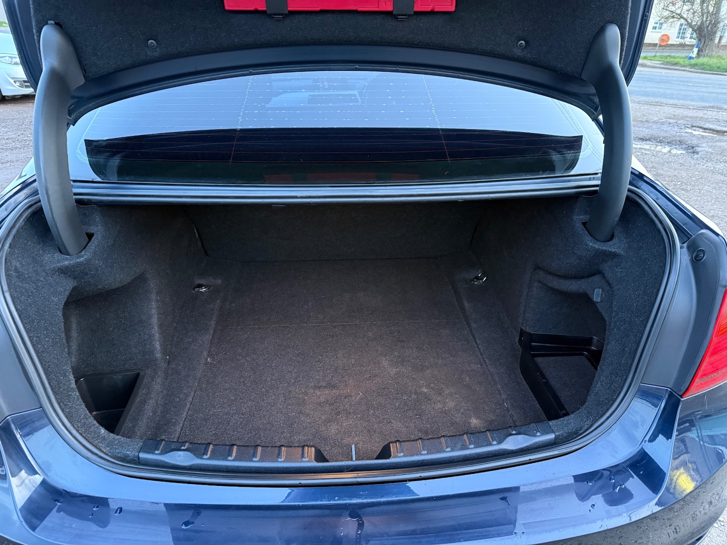 Used BMW 3 Series 2012 for sale - 77558781: Photo 9