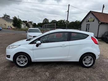 Used Ford Fiesta 2013 for sale - 78817210: Photo