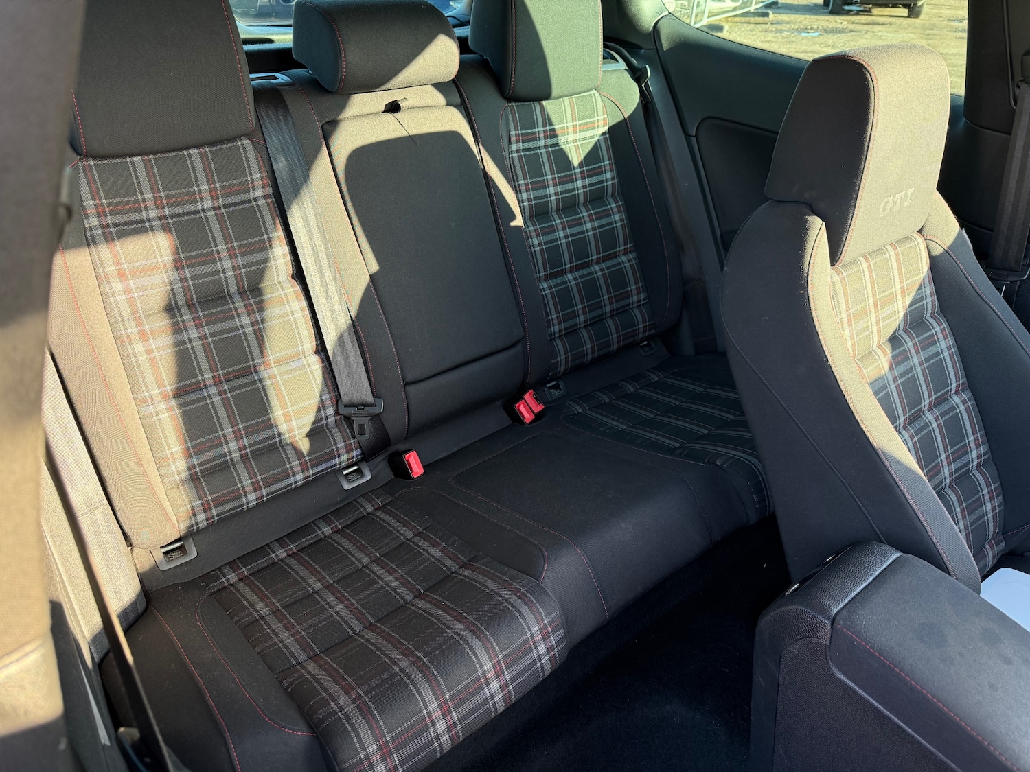 Used Volkswagen Golf 2010 for sale - 77914215: Photo 8