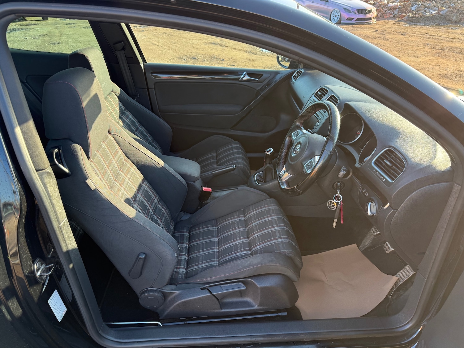 Used Volkswagen Golf 2010 for sale - 77914215: Photo 9