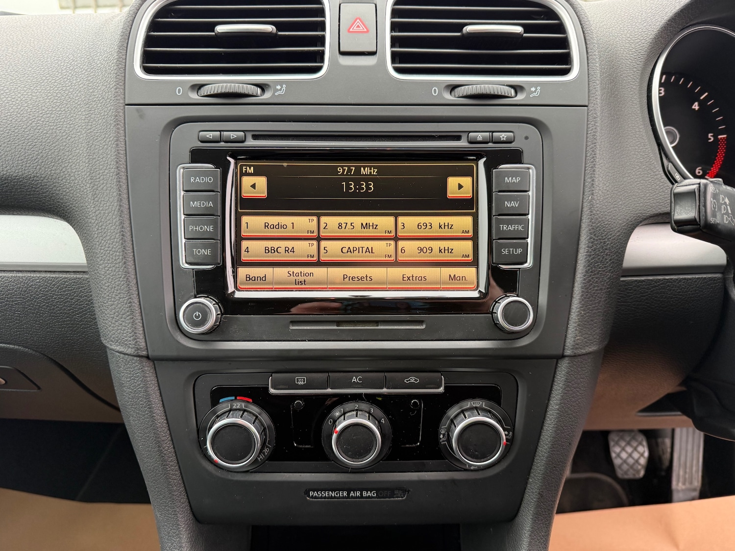 Used Volkswagen Golf 2010 for sale - 78064224: Photo 12