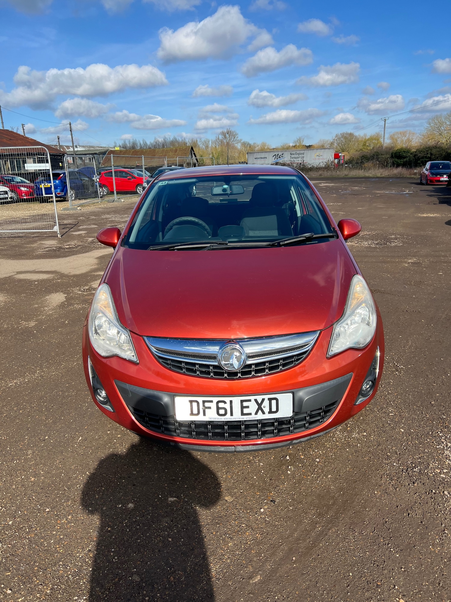 Used Vauxhall Corsa 2011 for sale - 74981603: Photo 2