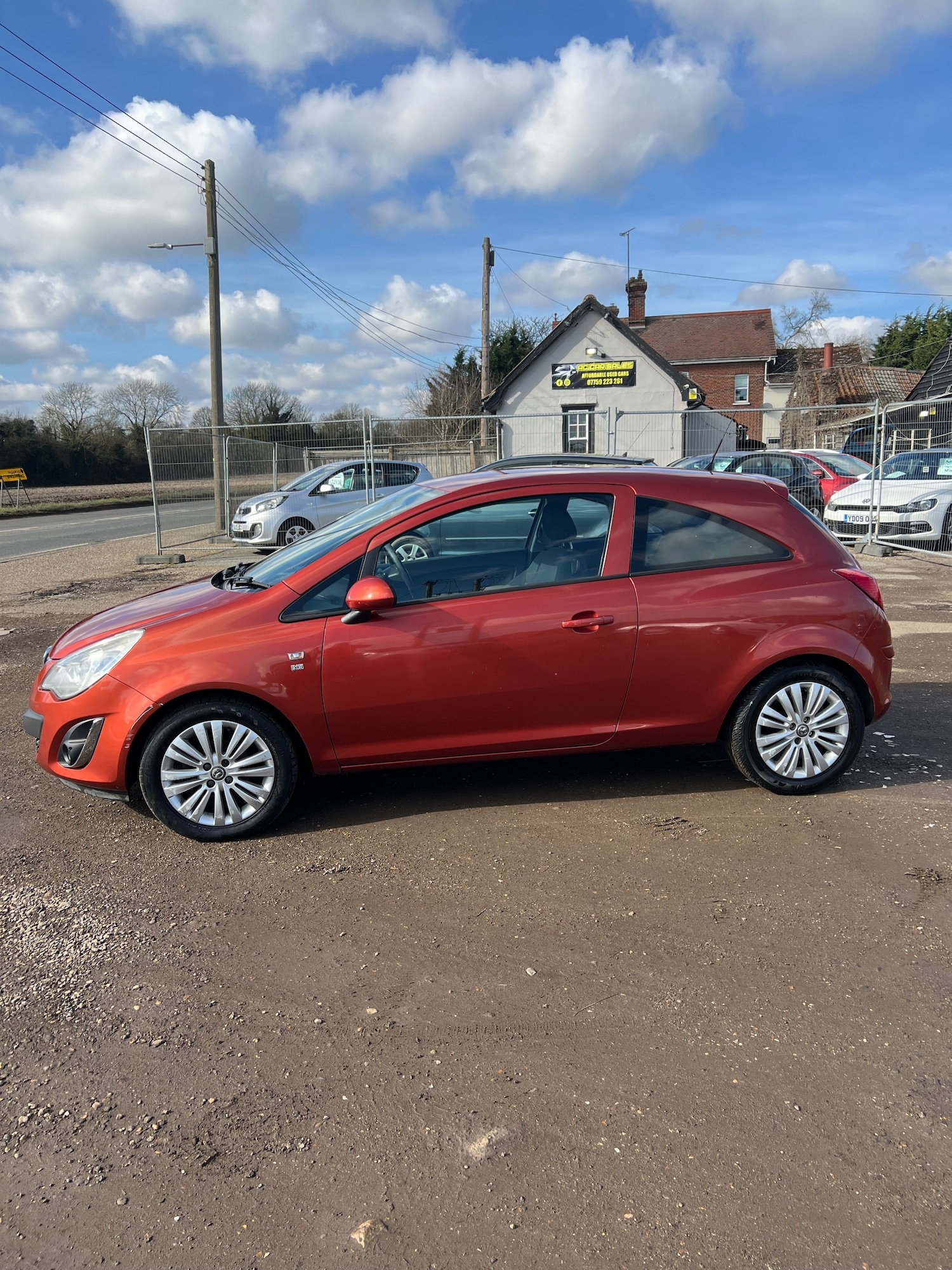 Used Vauxhall Corsa 2011 for sale - 74981603: Photo 4