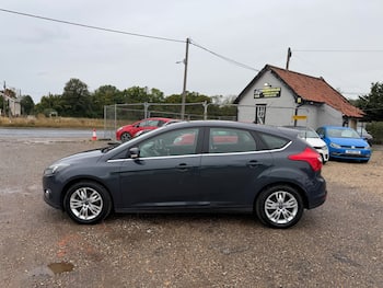 Used Ford Focus 2014 for sale - 79792446: Photo
