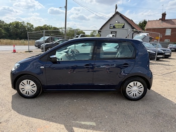 Used Volkswagen up! 2014 for sale - 79302640: Photo