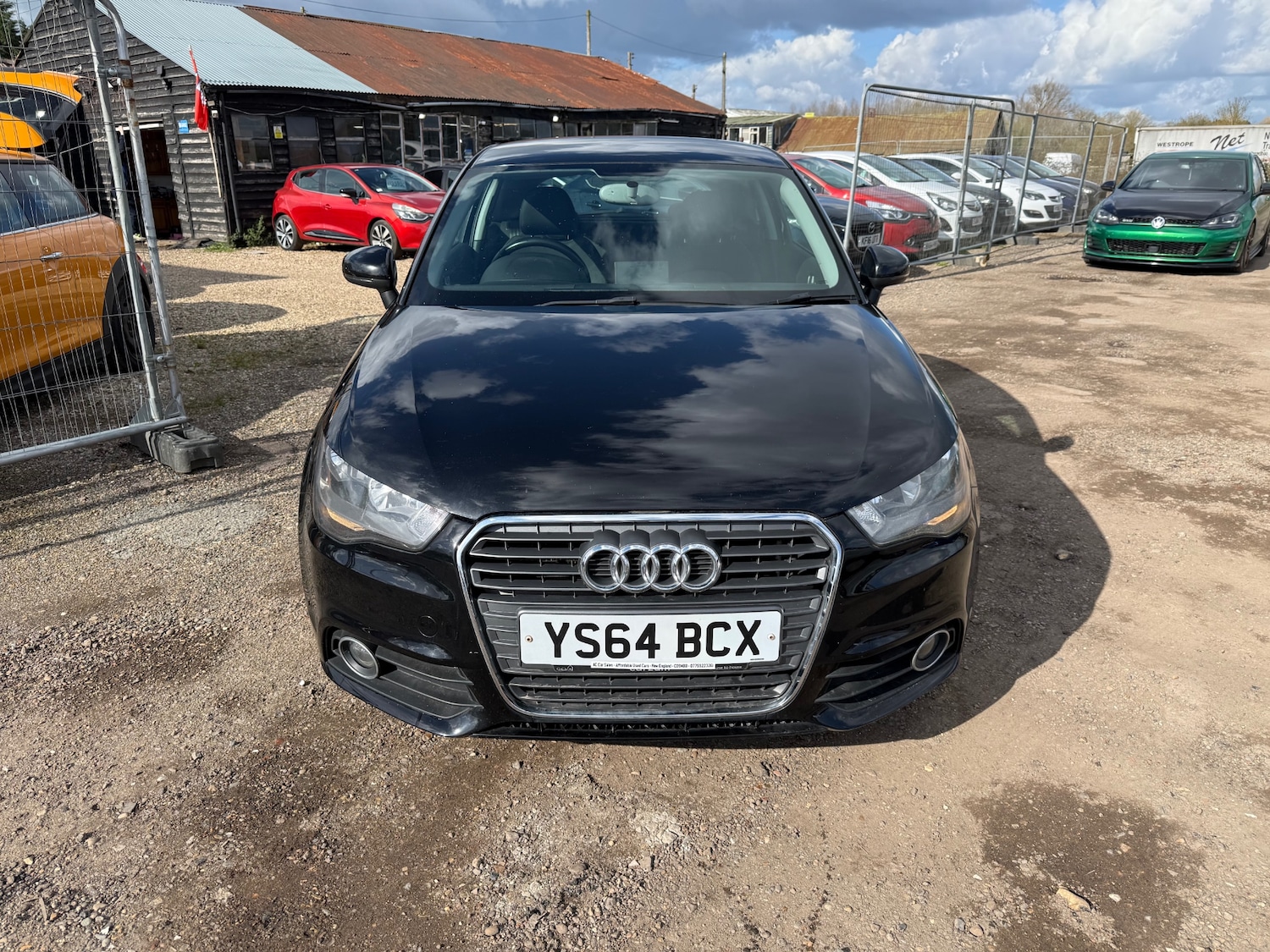 Used Audi A1 2014 for sale - 77802038: Photo 2