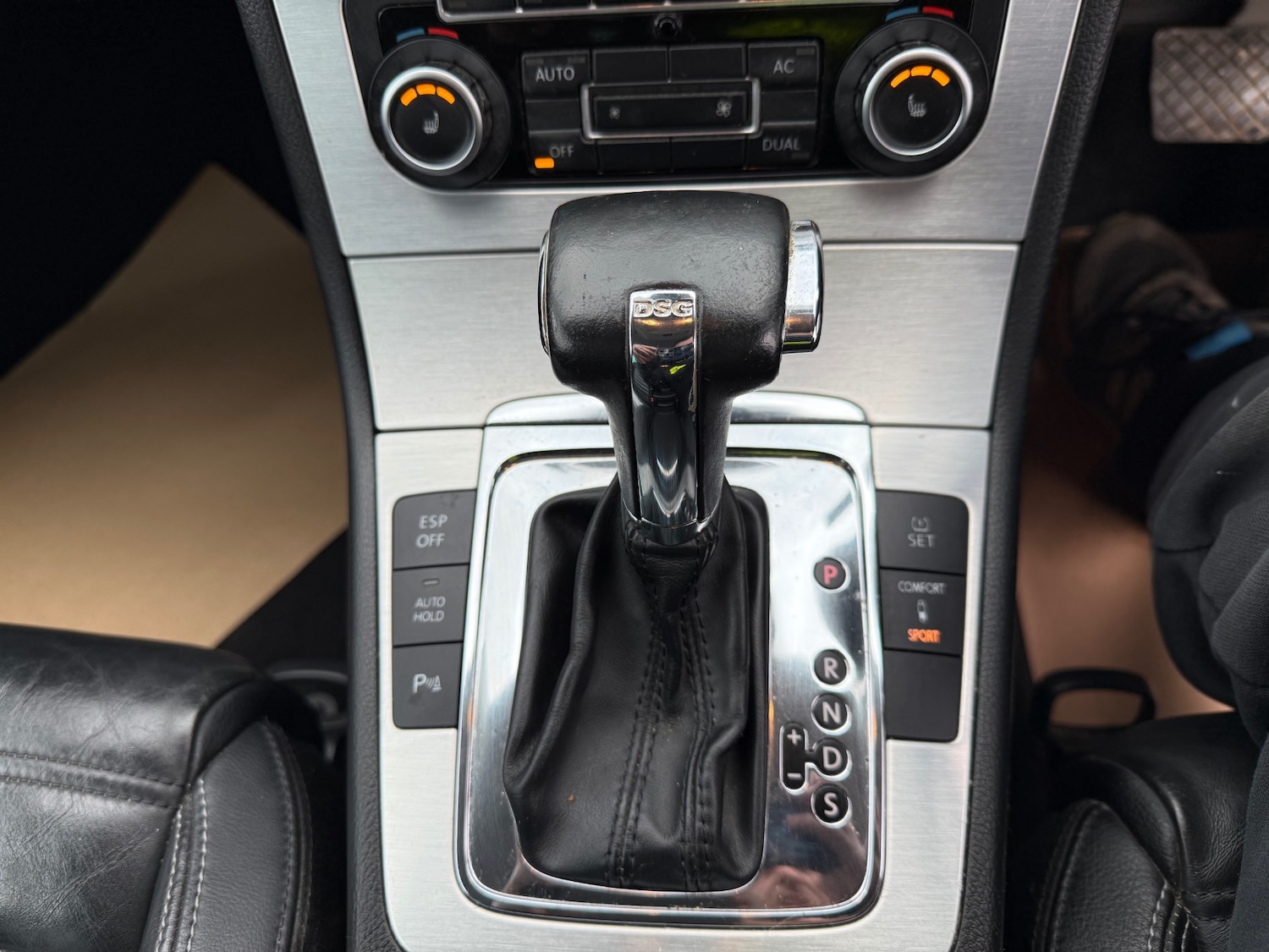 Used Volkswagen Passat 2010 for sale - 77704382: Photo 14