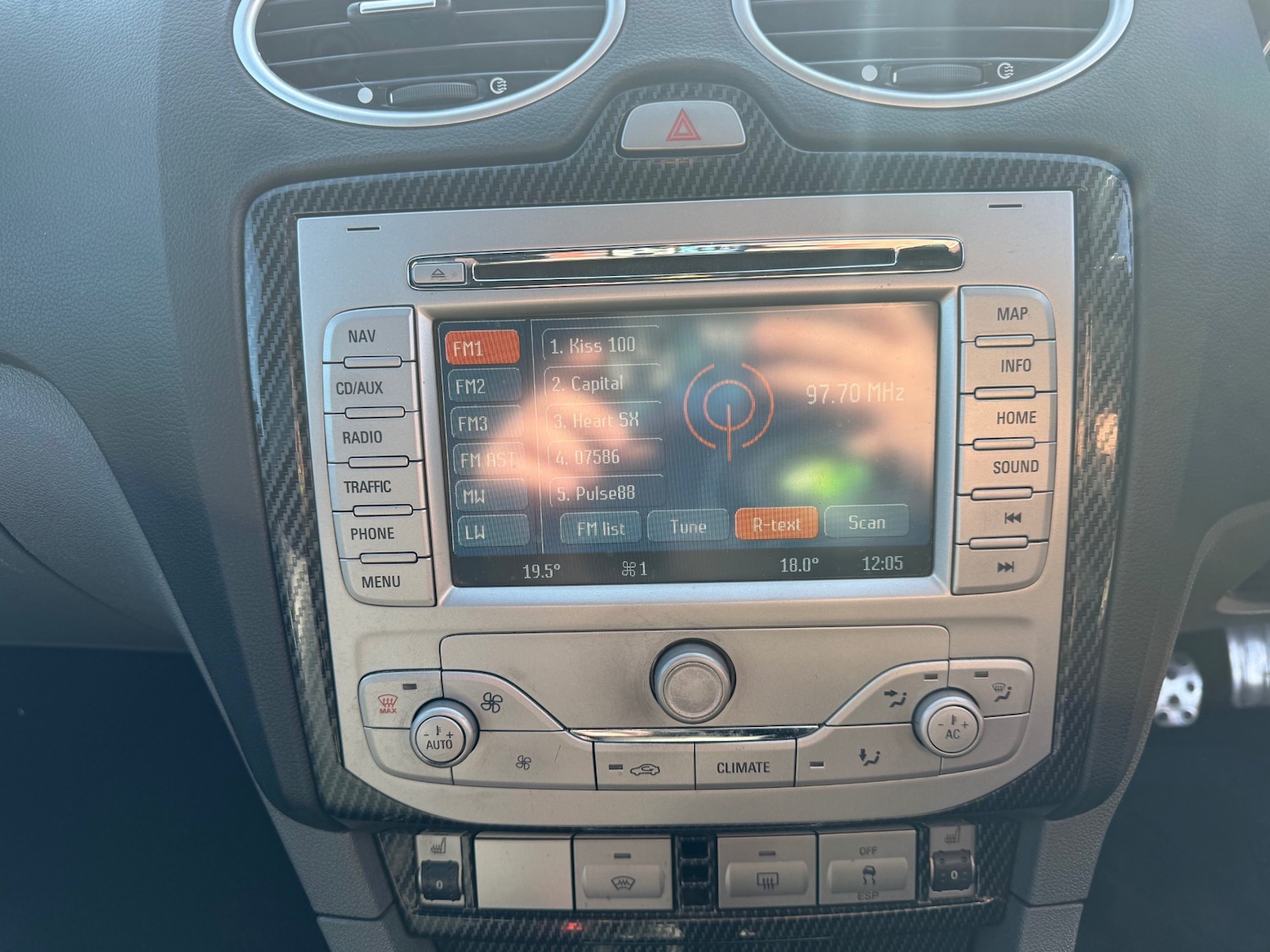 Used Ford Focus 2010 for sale - 77979827: Photo 15