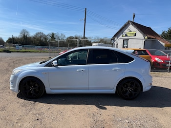 Used Ford Focus 2010 for sale - 77979827: Photo