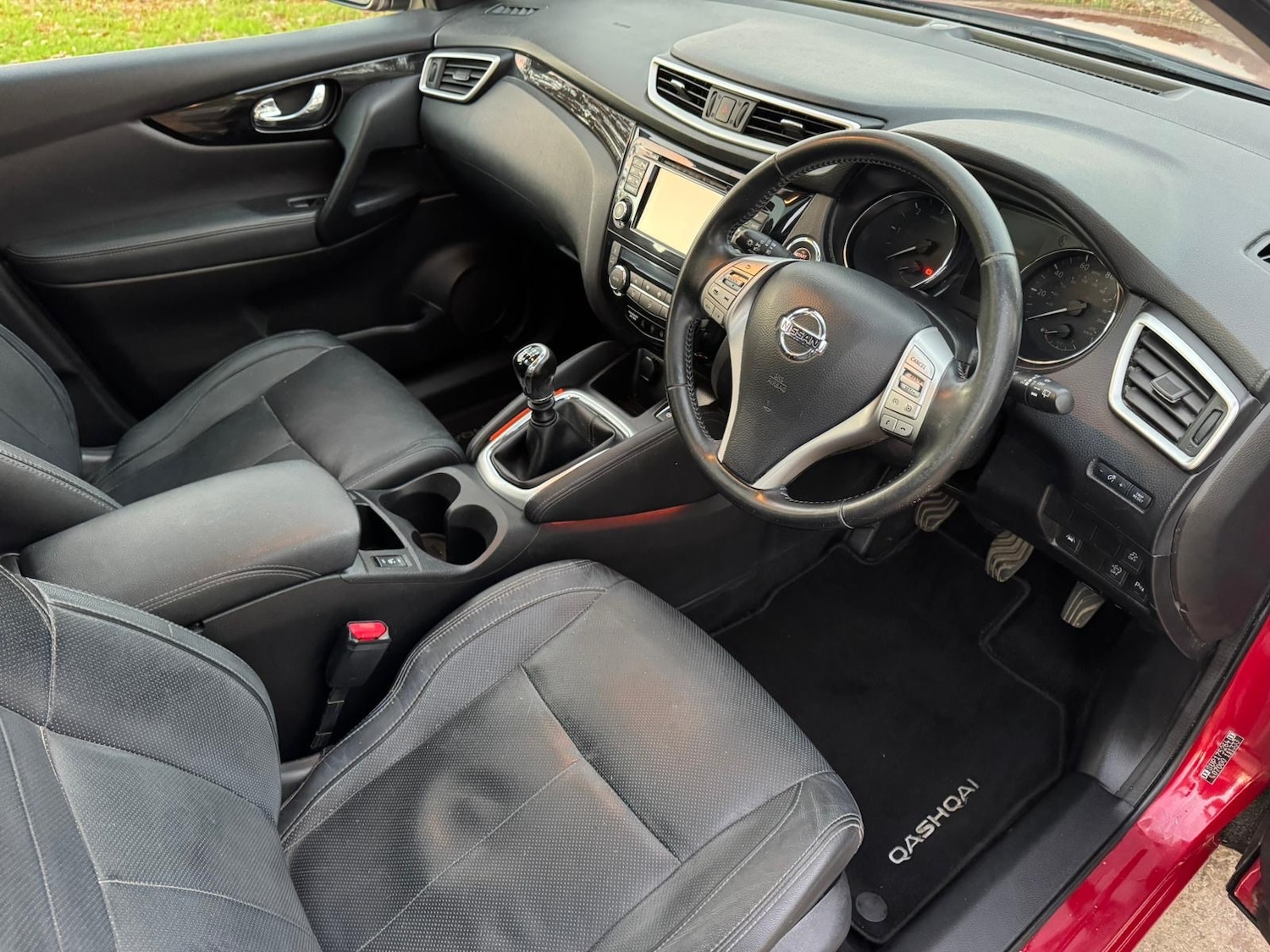 Used Nissan Qashqai 2015 for sale - 76854726: Photo 16