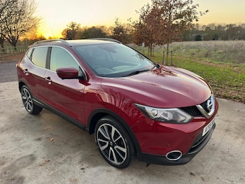 Used Nissan Qashqai 2015 for sale - 76854726: Photo