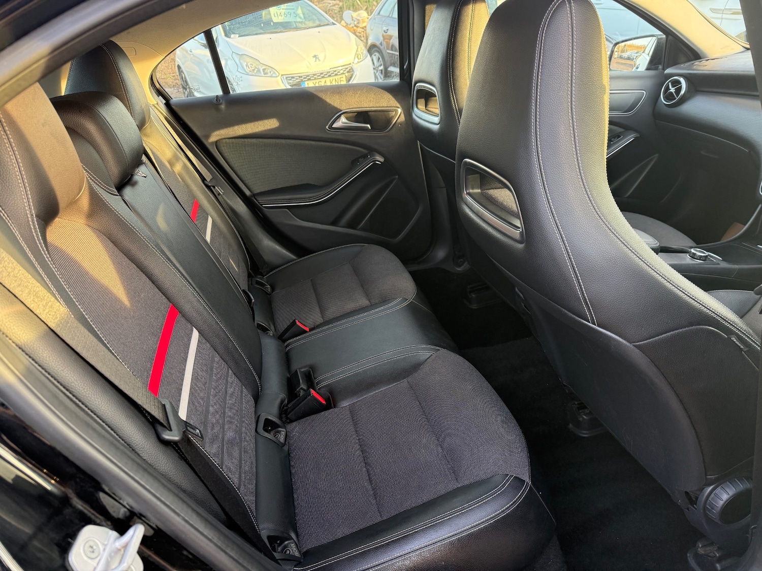 Used Mercedes-Benz A-Class 2014 for sale - 76911516: Photo 9