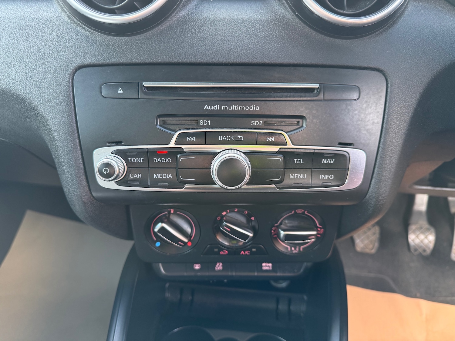 Used Audi A1 2015 for sale - 77802036: Photo 13