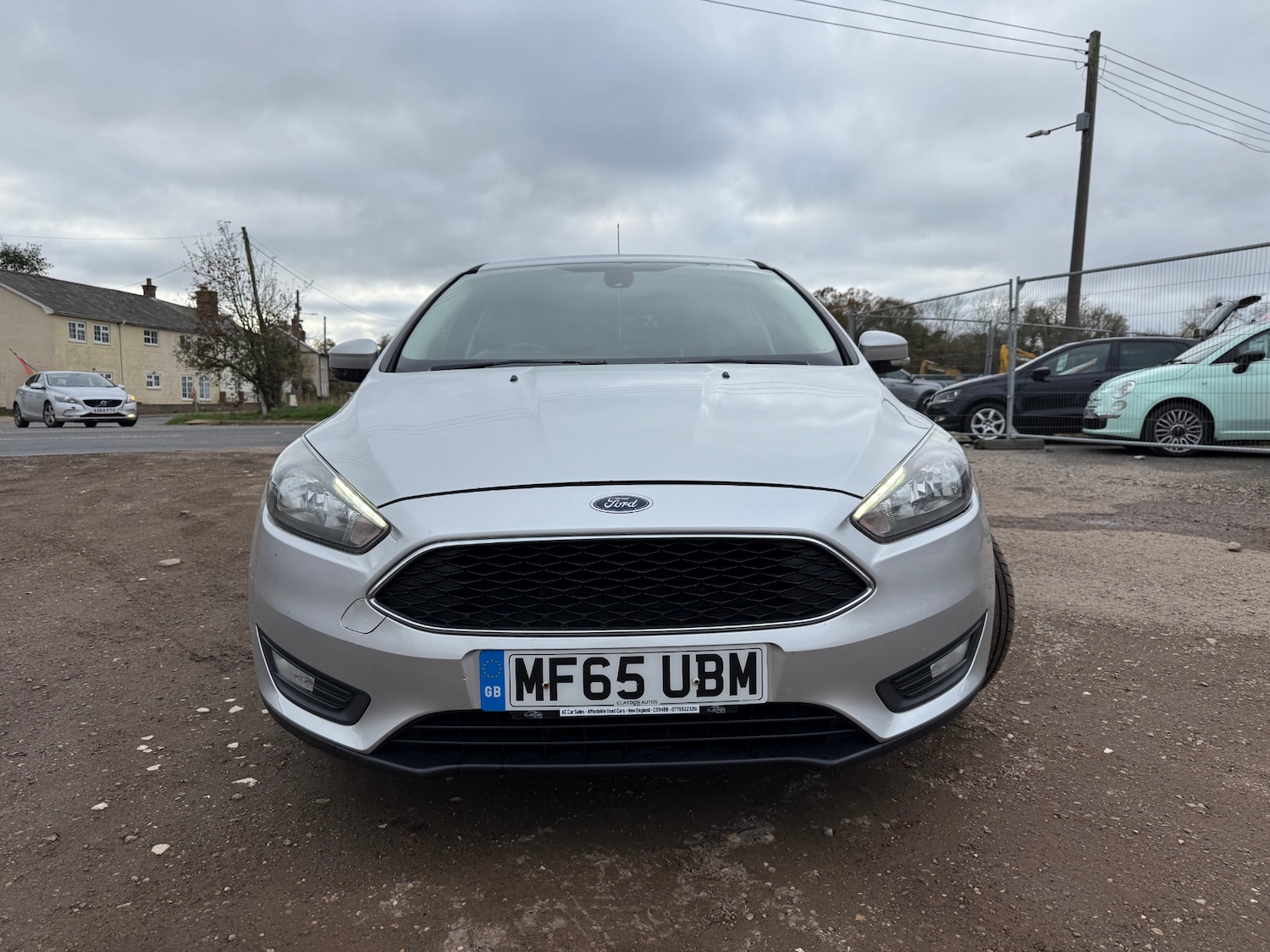 Used Ford Focus 2015 for sale - 76497723: Photo 2