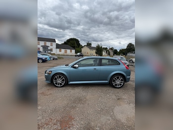 Used Volvo C30 2009 for sale - 75408448: Photo