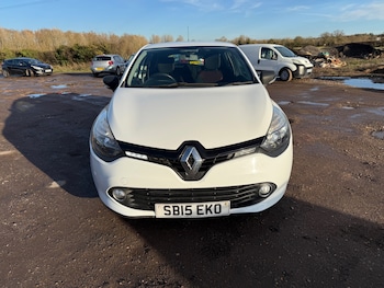 Used Renault Clio 2015 for sale - 77314532: Photo