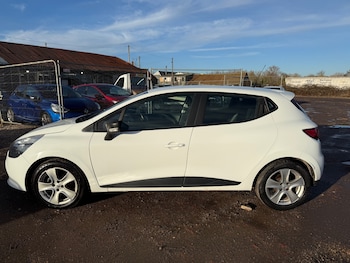 Used Renault Clio 2015 for sale - 77314532: Photo