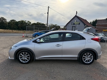 Used Honda Civic 2013 for sale - 79473357: Photo