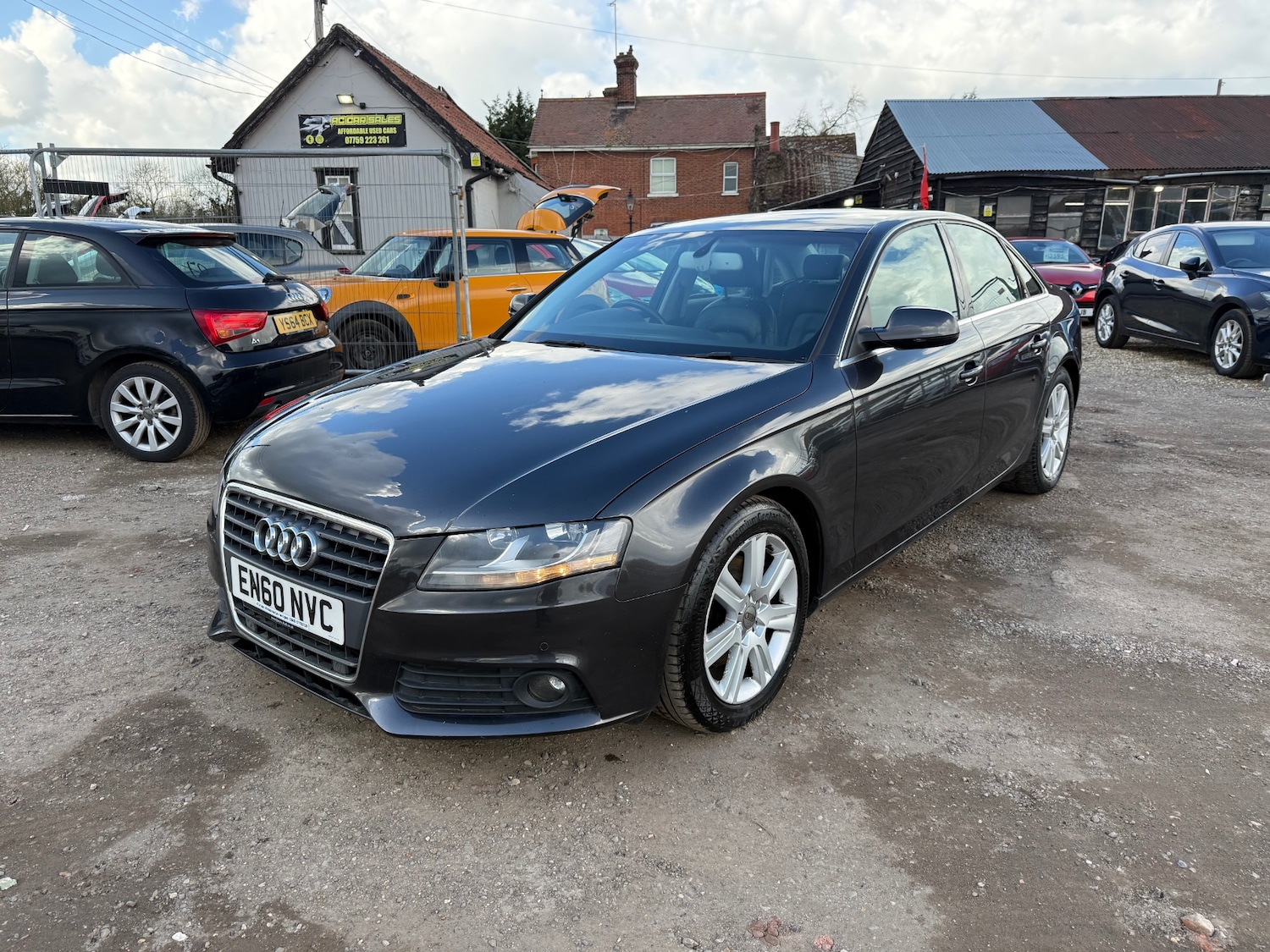 Used Audi A4 2011 for sale - 77802040: Photo 3