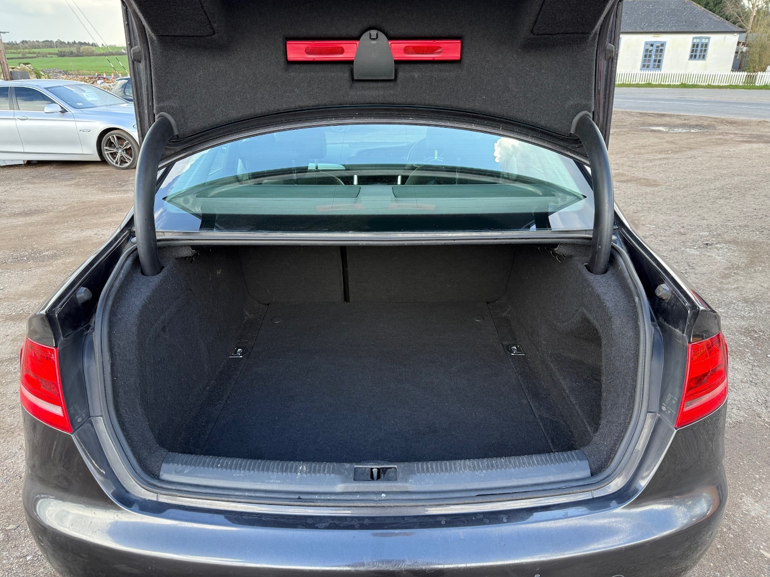 Used Audi A4 2011 for sale - 77802040: Photo 8