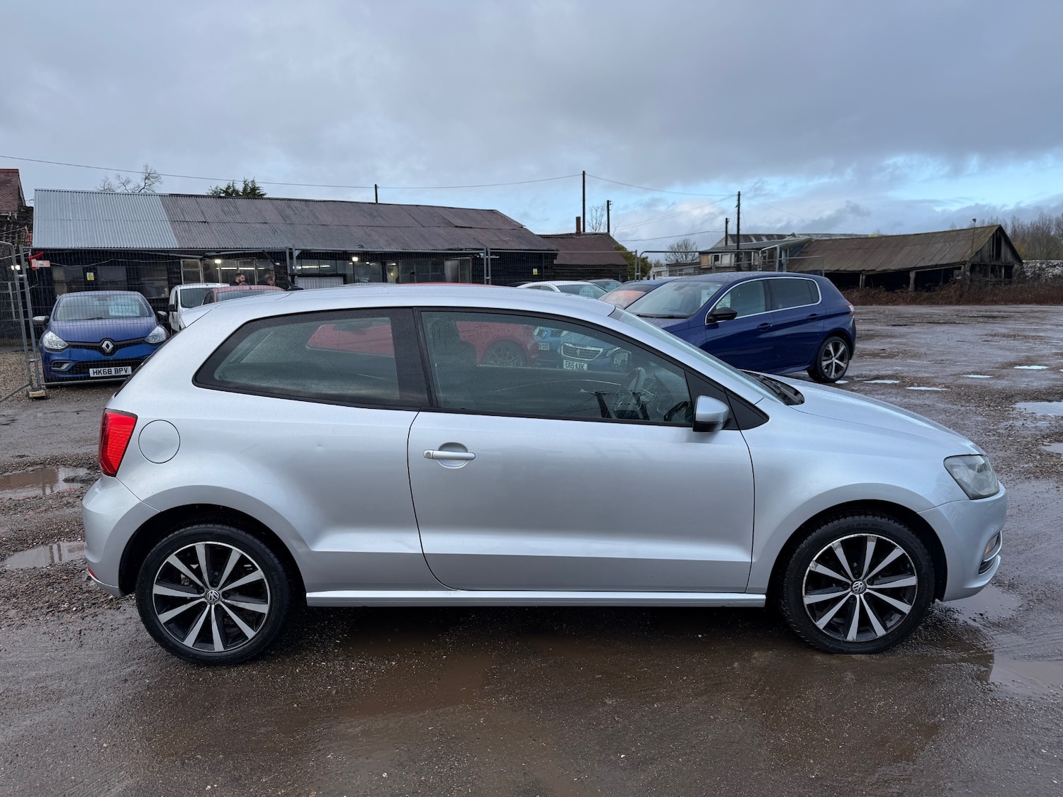 Used Volkswagen Polo 2014 for sale - 77480708: Photo 8