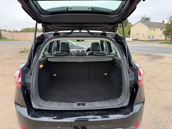 Used Ford Kuga 2011 for sale - 76319132: Photo 9