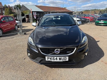 Used Volvo V40 2014 for sale - 79755981: Photo
