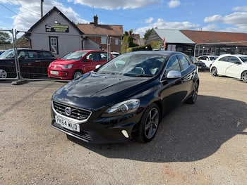 Used Volvo V40 2014 for sale - 79755981: Photo