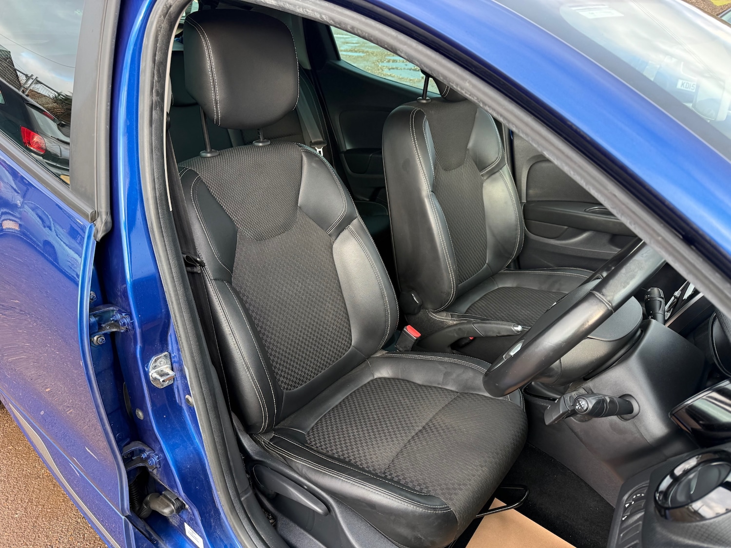 Used Renault Clio 2019 for sale - 77220793: Photo 12