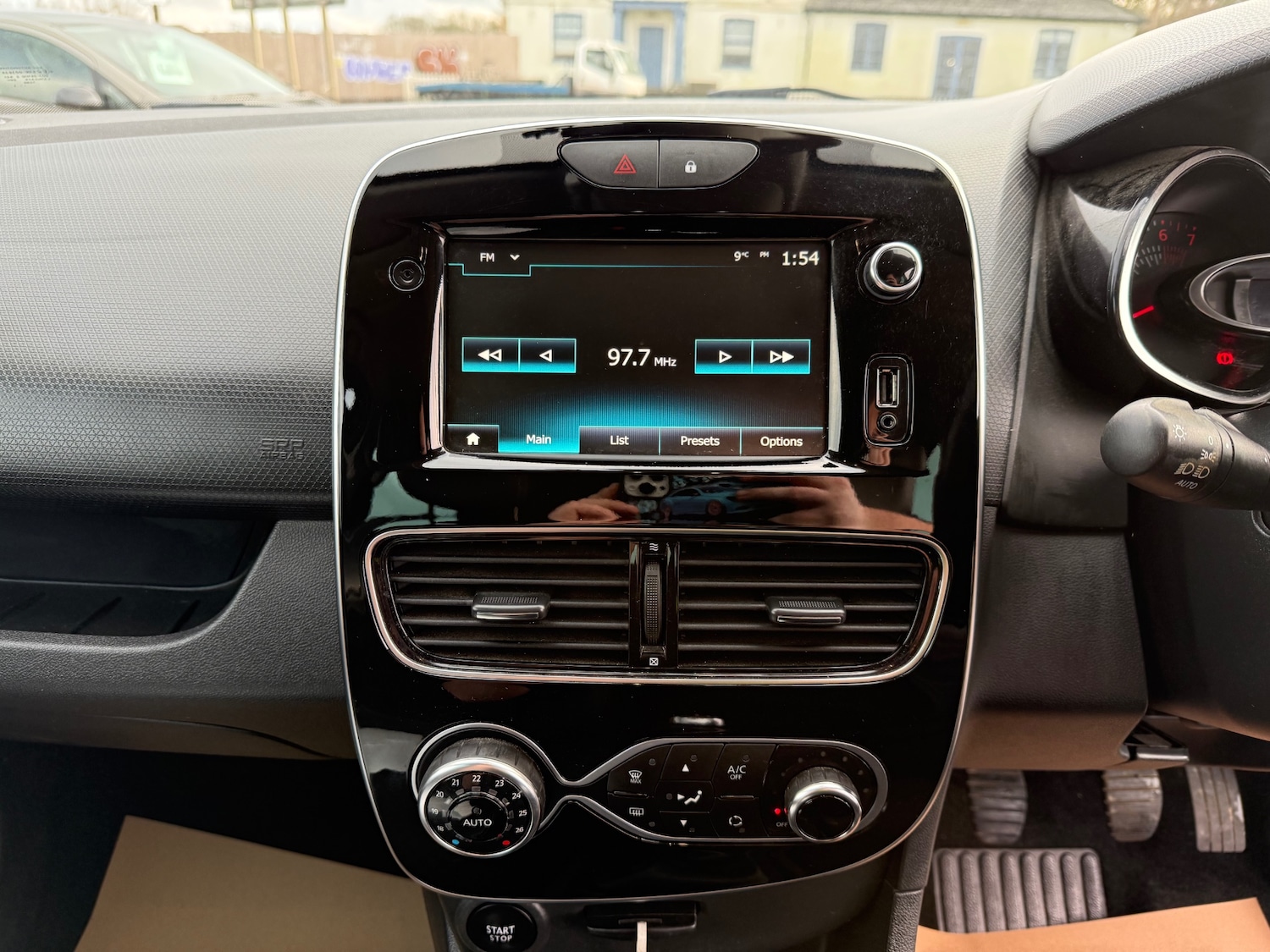 Used Renault Clio 2019 for sale - 77220793: Photo 13