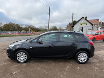 Used Vauxhall Astra 2012 for sale - 76478048: Photo