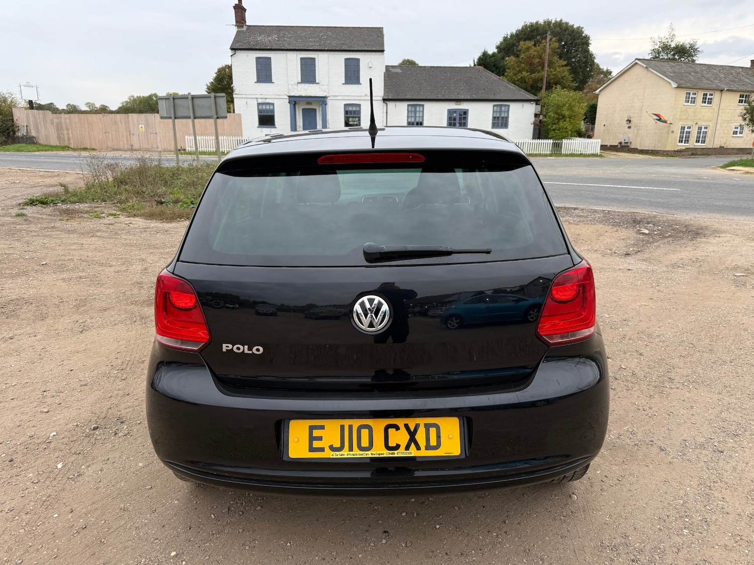 Used Volkswagen Polo 2010 for sale - 76464028: Photo 4