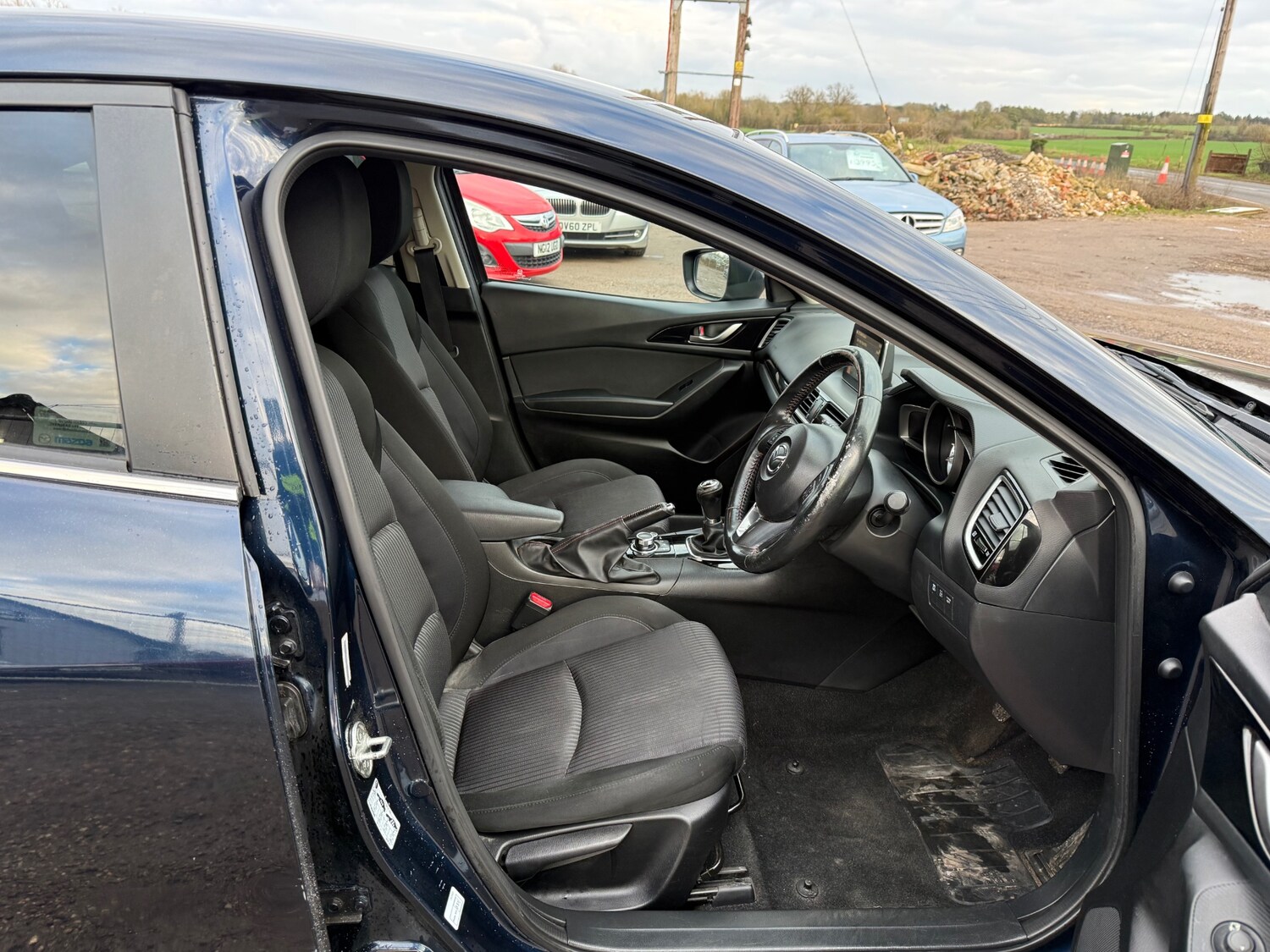 Used Mazda Mazda3 2016 for sale - 77679577: Photo 11