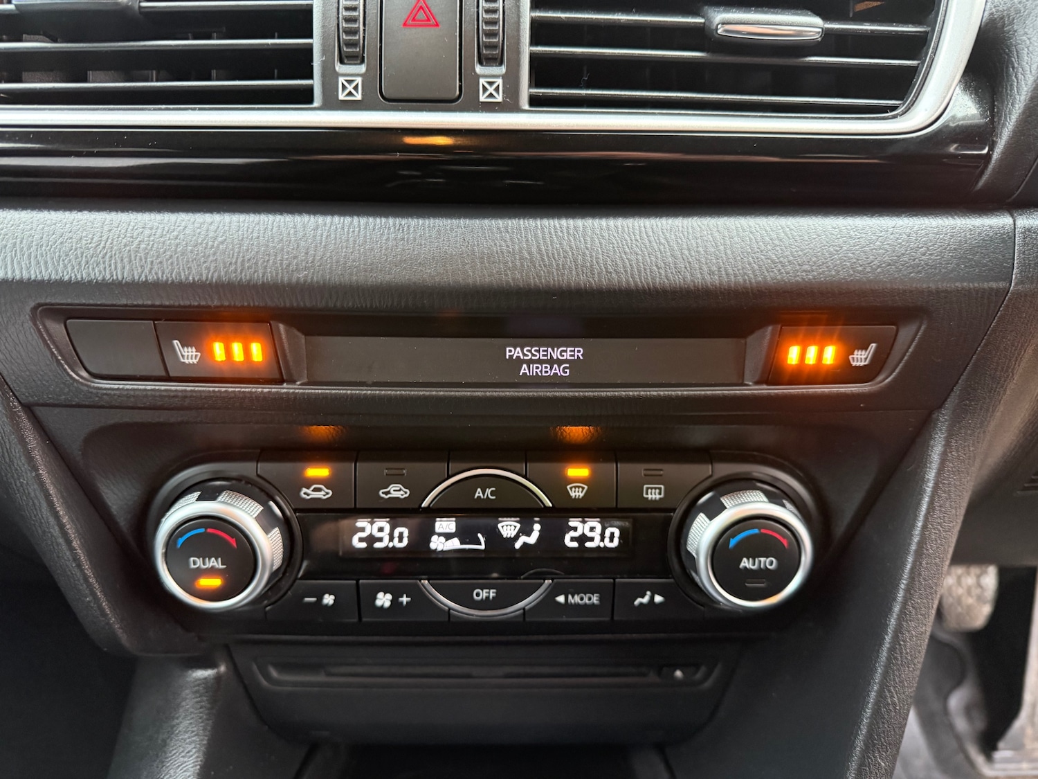 Used Mazda Mazda3 2016 for sale - 77679577: Photo 13