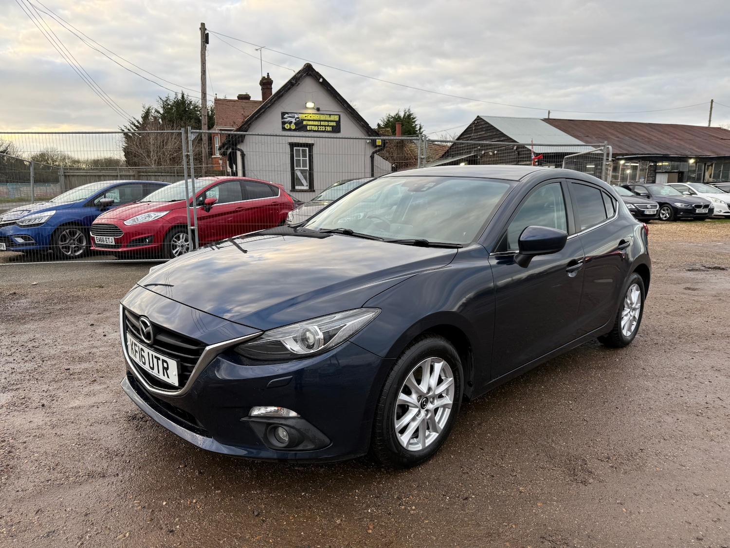 Used Mazda Mazda3 2016 for sale - 77679577: Photo 3
