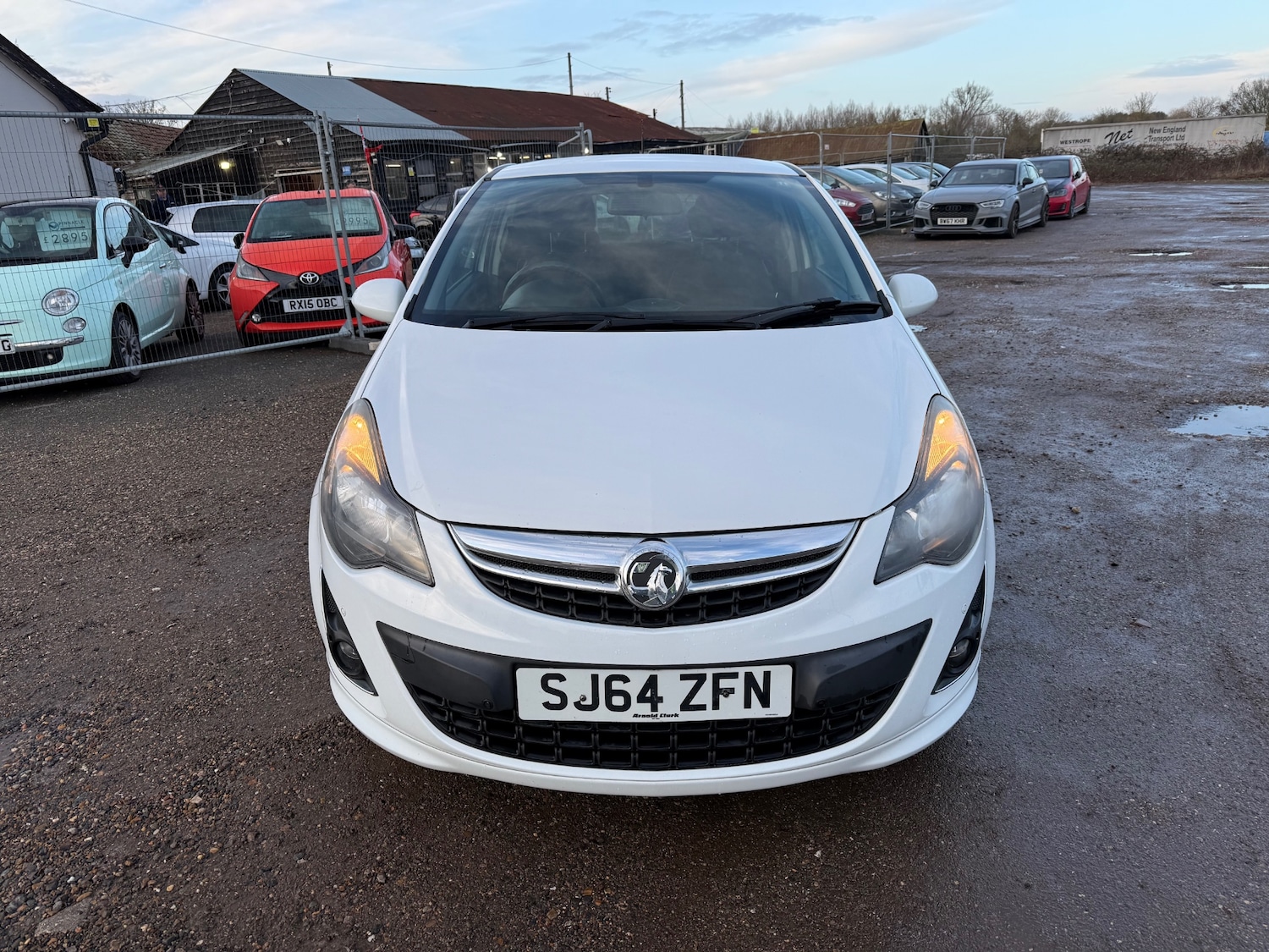 Used Vauxhall Corsa 2014 for sale - 78027255: Photo 2