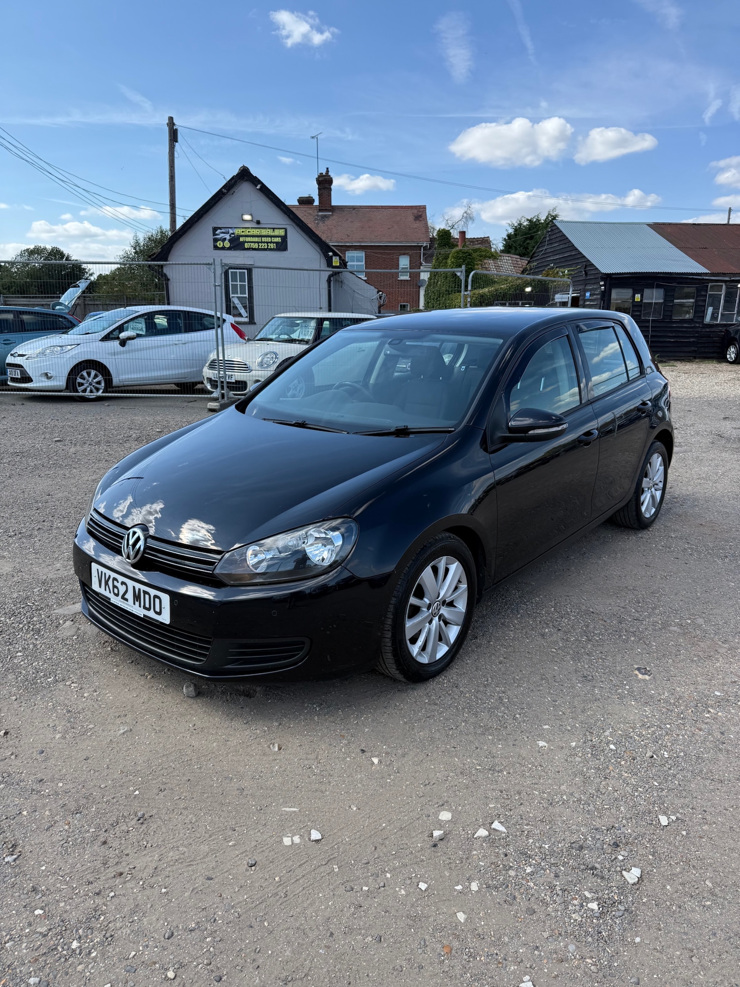 Used Volkswagen Golf 2012 for sale - 76464320: Photo 3