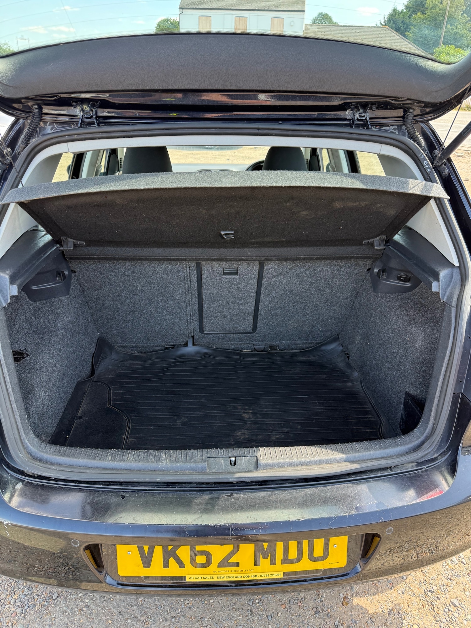 Used Volkswagen Golf 2012 for sale - 76464320: Photo 8