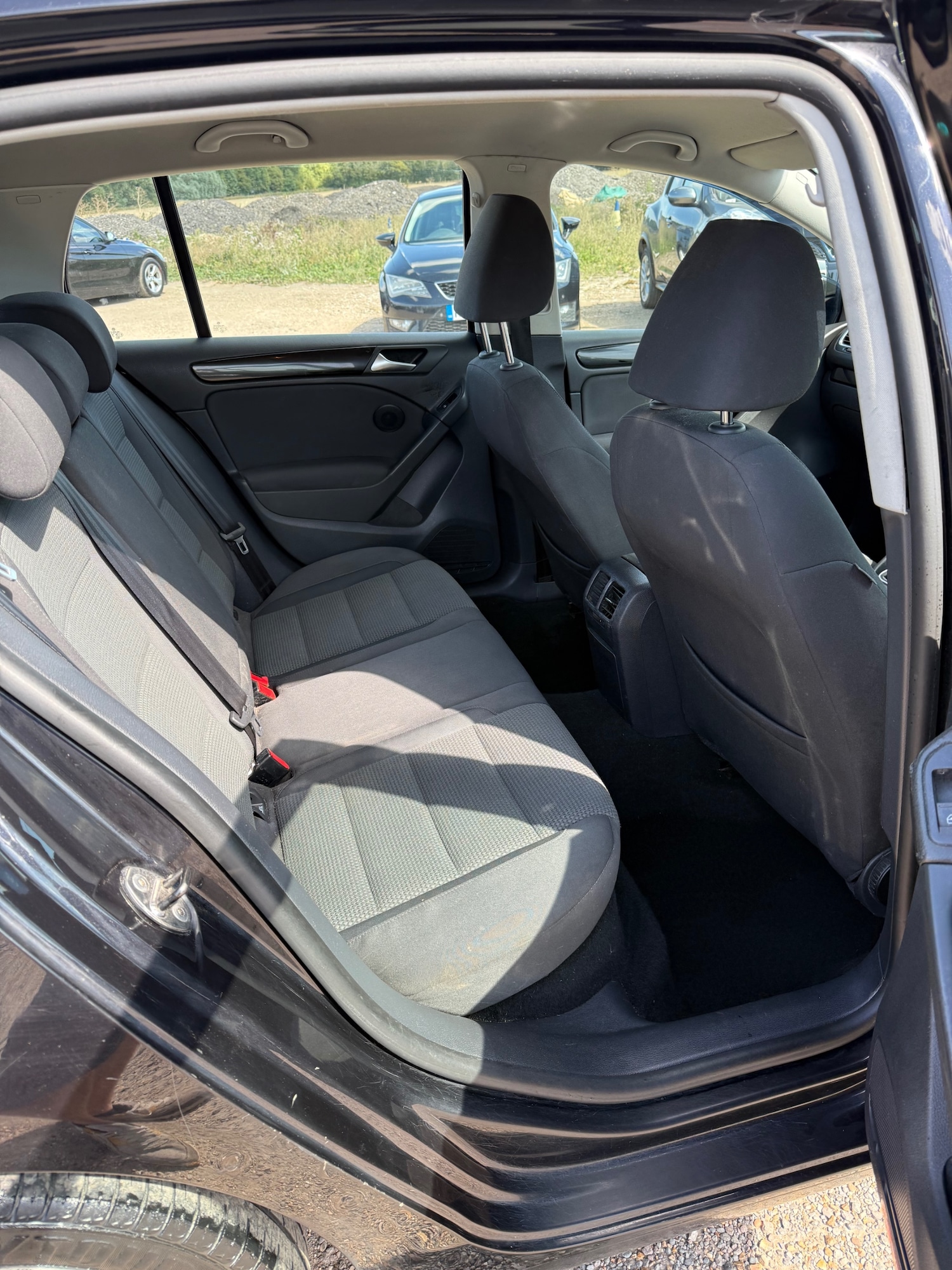 Used Volkswagen Golf 2012 for sale - 76464320: Photo 9