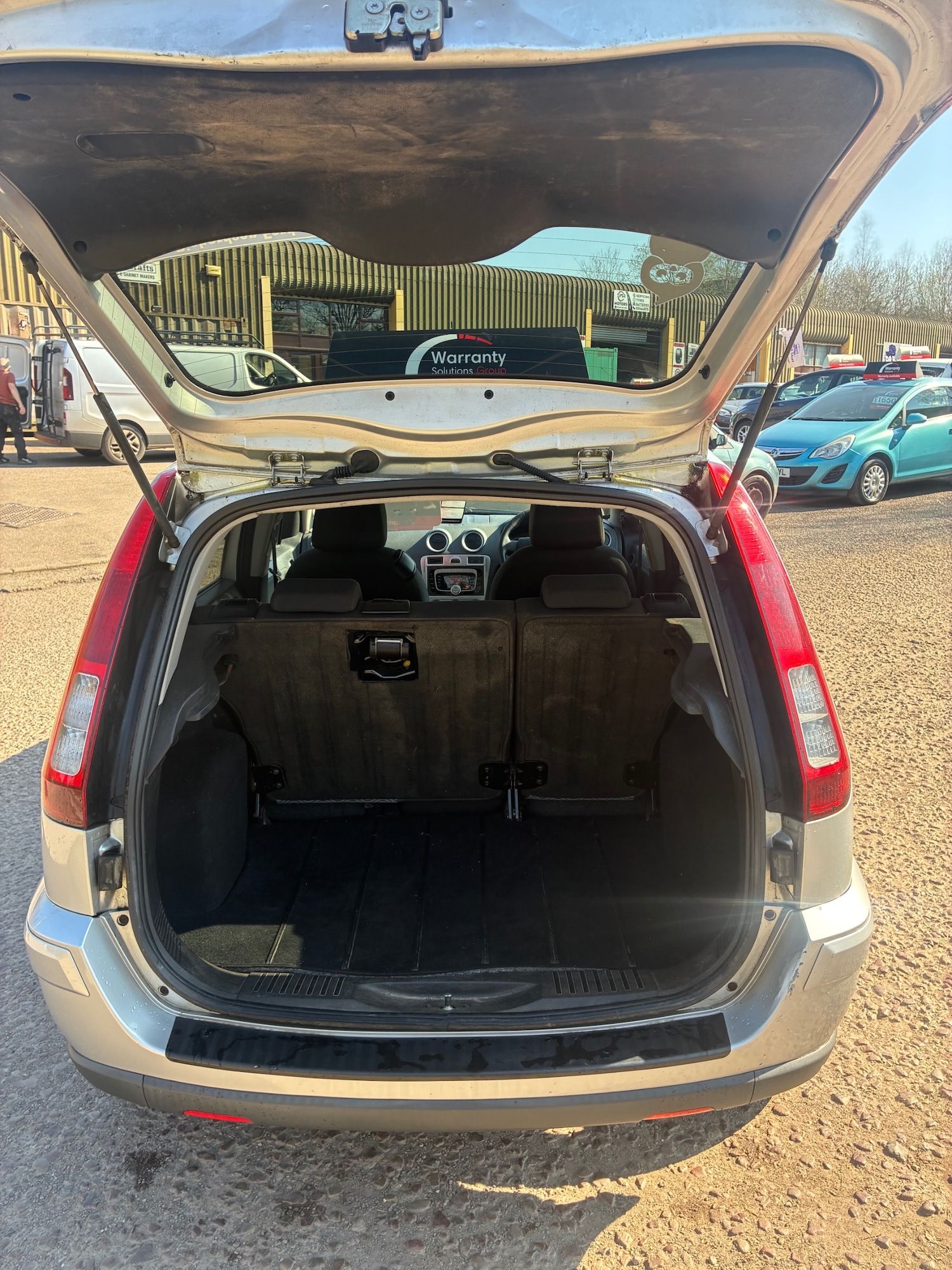 Used Ford Fusion 2010 for sale - 77950692: Photo 14