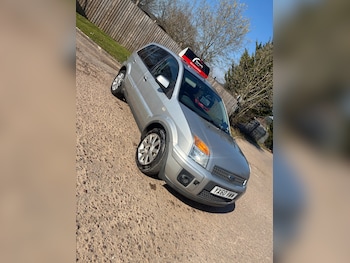 Used Ford Fusion 2010 for sale - 77950692: Photo