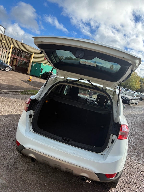 Used Ford Kuga 2010 for sale - 76332085: Photo 8