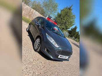 Used Ford Fiesta 2015 for sale - 78422396: Photo