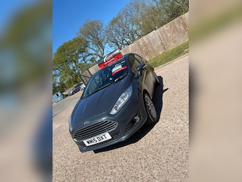 Used Ford Fiesta 2015 for sale - 78422396: Photo