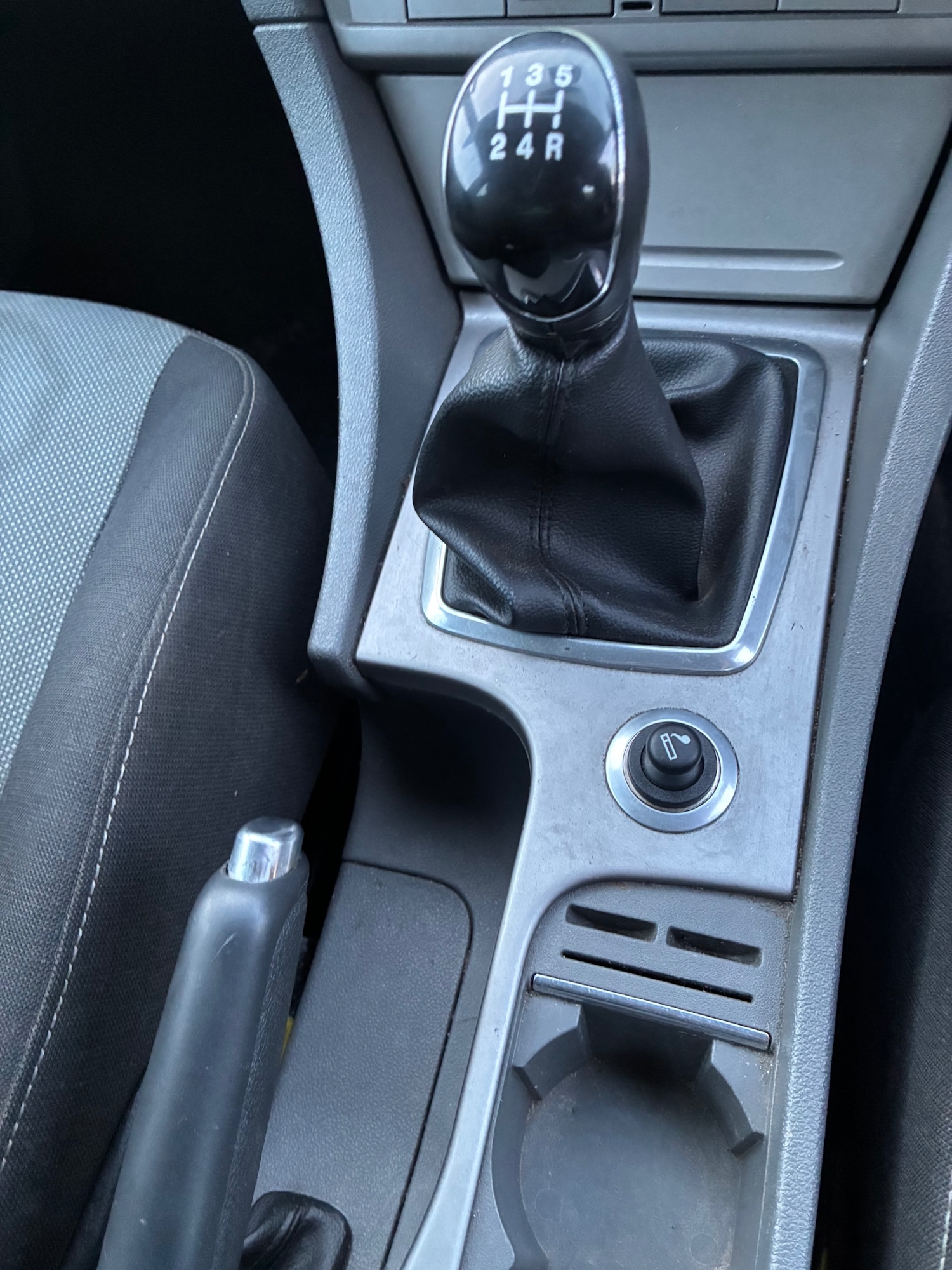 Used Ford Focus 2010 for sale - 77127602: Photo 11