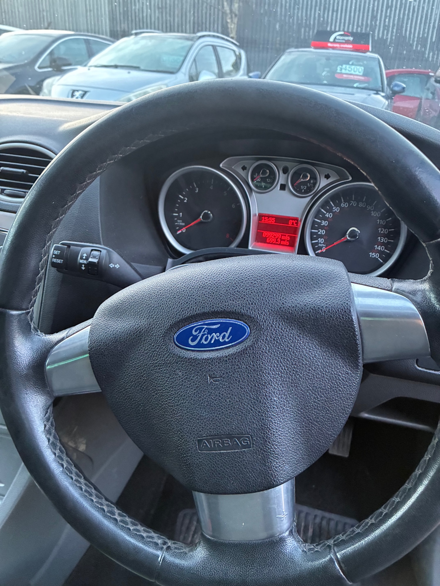 Used Ford Focus 2010 for sale - 77127602: Photo 9