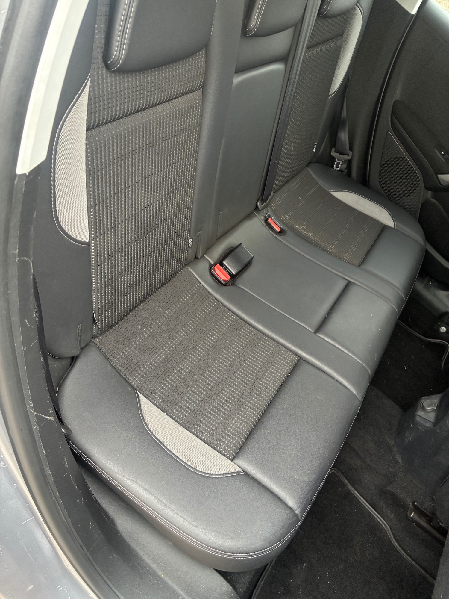 Used Peugeot 2008 2014 for sale - 77579815: Photo 13