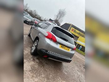 Used Peugeot 2008 2014 for sale - 77579815: Photo